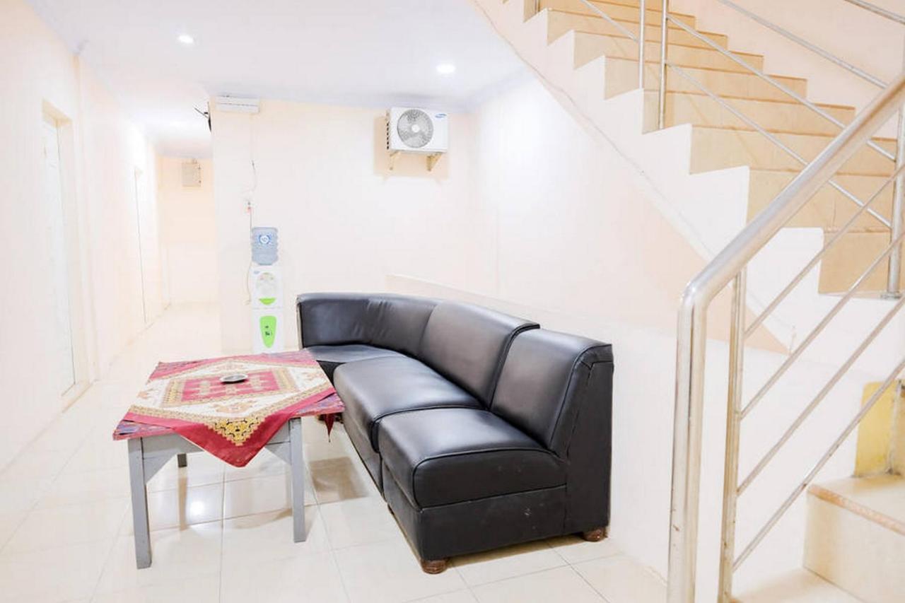 מדאן Waringin Residence Redpartner מראה חיצוני תמונה